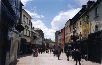 Galway - pohled do ulic