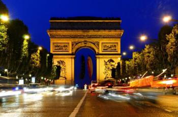 Paříž - město na Seině - paříž - vítězný oblouk