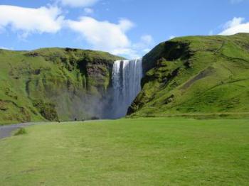 Island - země tisíců vodopádů - Skogafoss