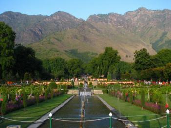 Srinagar - Mughalské zahrady